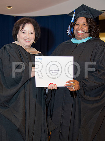 163_Gratz Grad 2014_Diplomas