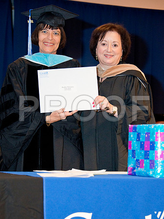 158_Gratz Grad 2014_Diplomas