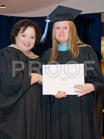 164_Gratz Grad 2014_Diplomas