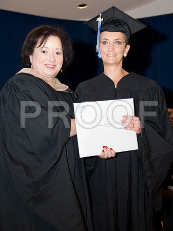 143_Gratz Grad 2014_Diplomas
