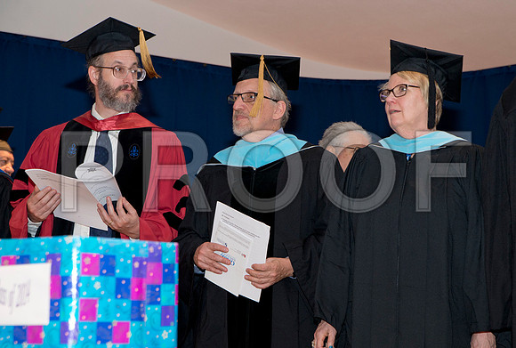 037_Gratz Grad 2014_Ceremony